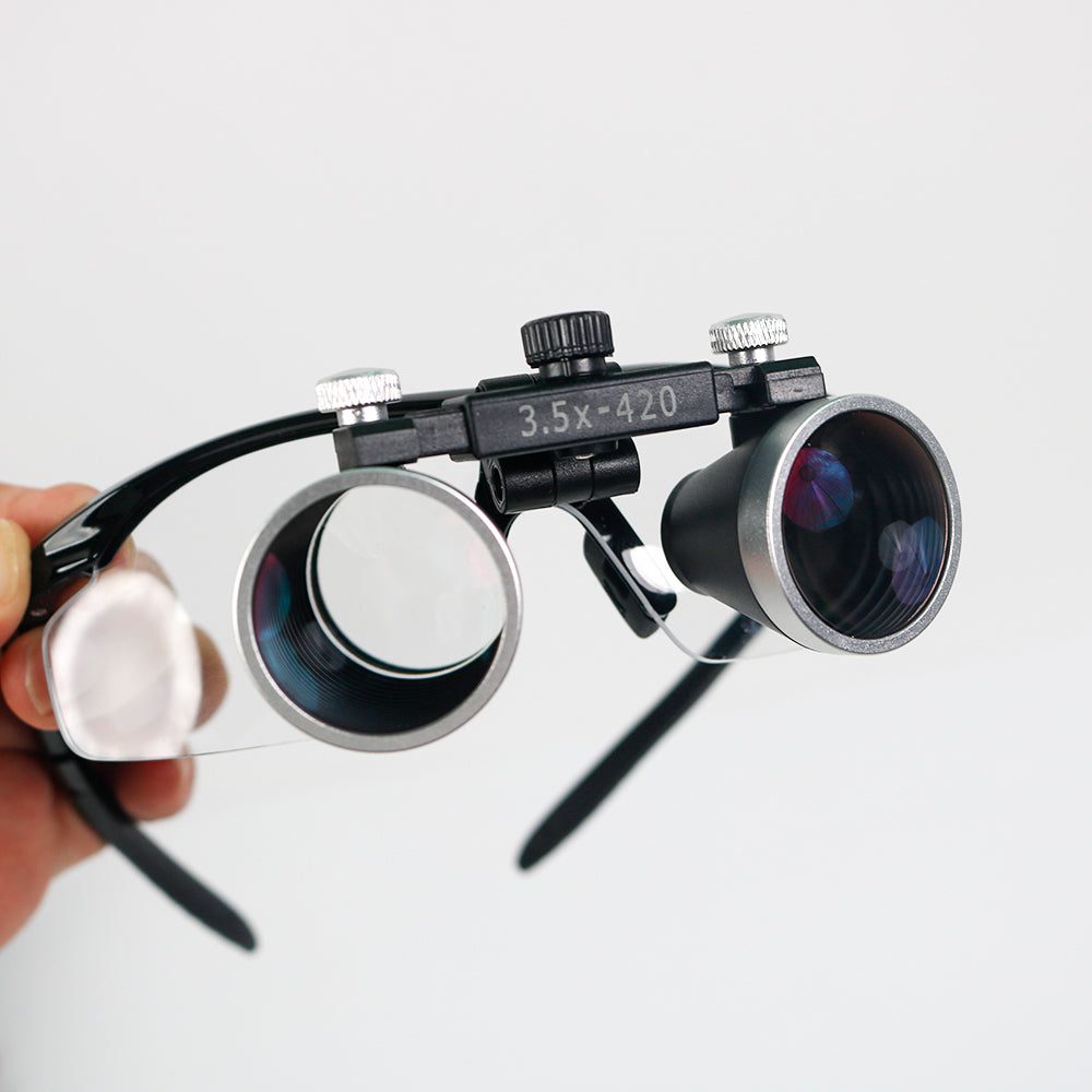 Magnifying Loupes with LED Light